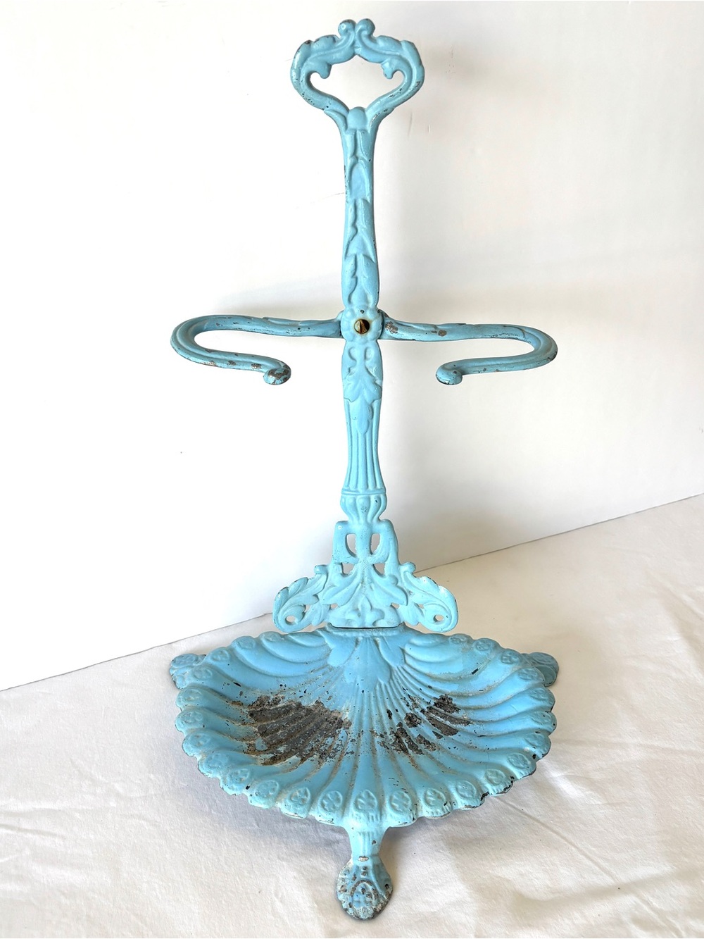 Royal Victorian Cast Iron Umbrella Fireplace Tool Towel Soap Bathroom Stand VTG